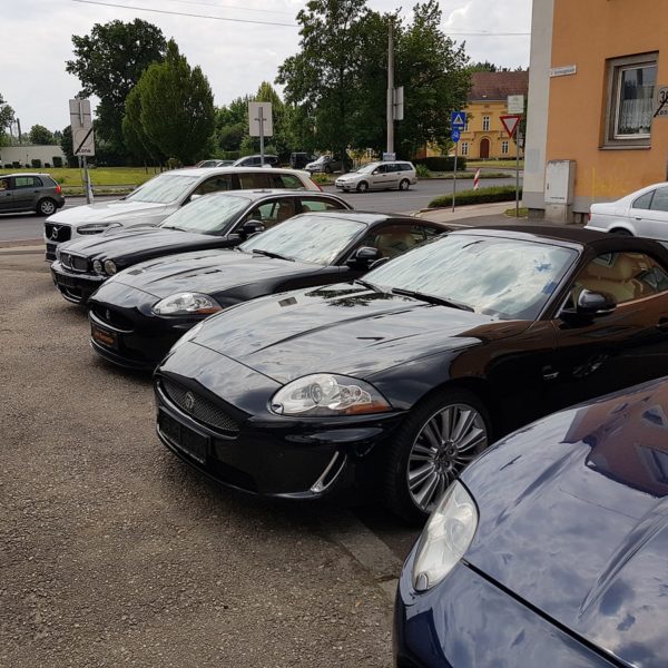 FahrzeugeAMAX Motors